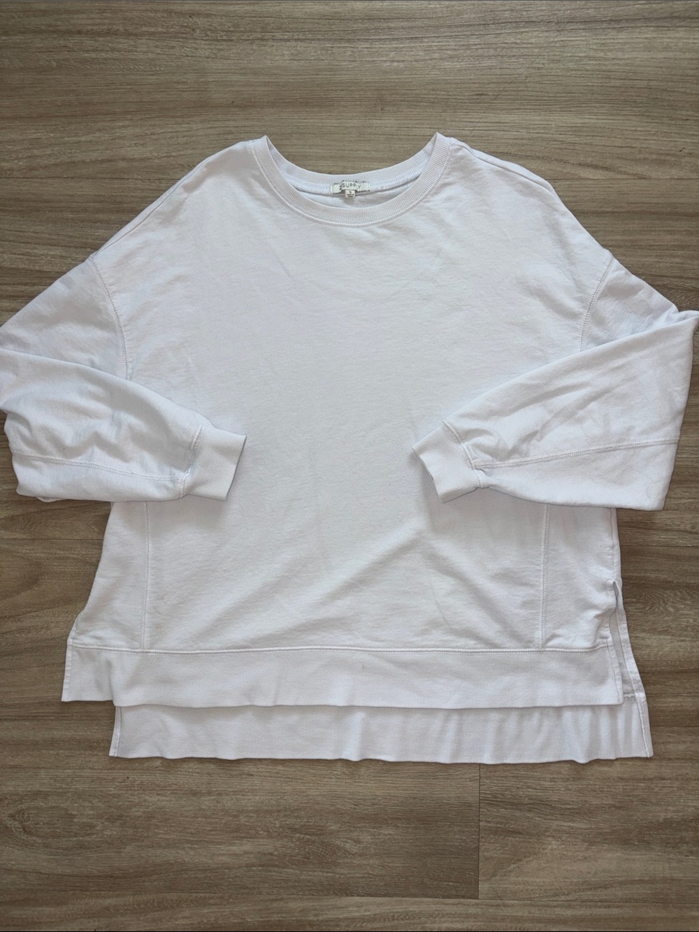 [Z Supply] Modern Weekender Sweatshirt in White - Picture 7 of 11